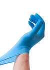 自由で使い捨て可能で青いニトリルの手袋の食品等級のゴムを粉にしなさい