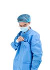 Nonwoven実験室のコートの青く使い捨て可能なガウンの男女兼用の病院のユニフォームの医学のつなぎ服のスーツ